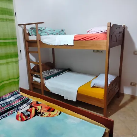 Babil Backpackers 旅馆 Durrës
