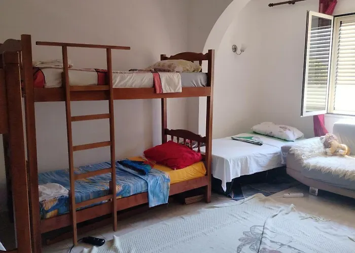 Babil Backpackers 호스텔 *